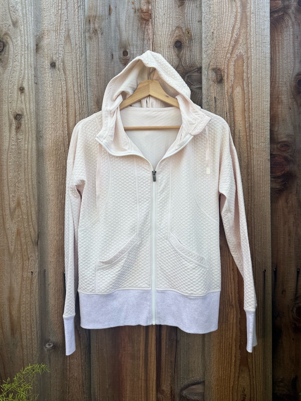 Lucy Creamy Oatmeal Quilted Performance Full-Zip Hoodie 🌿